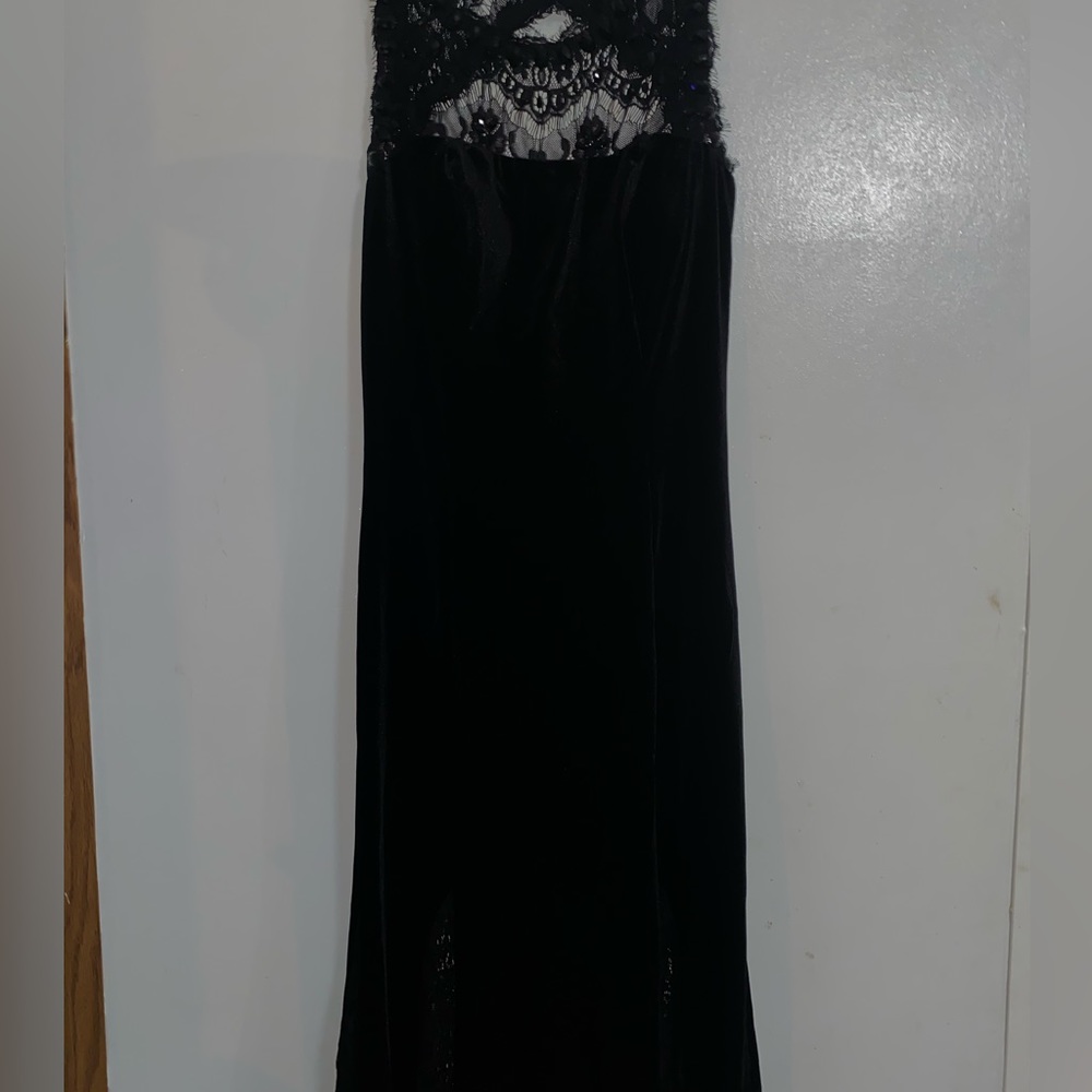 Beautiful long velvet black dress